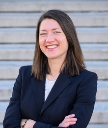 headshot of Jennifer Nelson